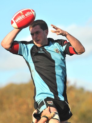 13.11.10. Llandovery v Cardiff- Principality Premiership. Kris Barry of Cardiff in a lineout. 