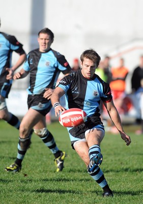 13.11.10. Llandovery v Cardiff- Principality Premiership. Scott Sneddon of Cardiff. 