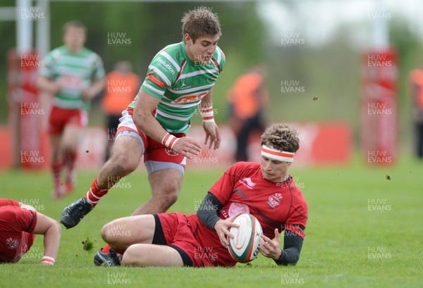 110513 - Llandovery v Llanelli - Principality Premiership Play Off -Nick Reynolds of Llanelli dives on lose ball 