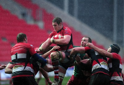 04.02.12. Llanelli RFC v Pontypool RFC, Principality Premiership..Pontypool's James Thomas takes the ball..