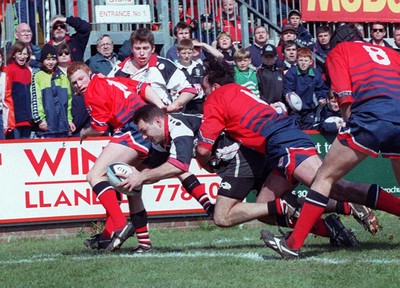 Llanelli v Pontypridd 180498