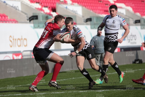 220315 - Llanelli RFC v Pontypridd RFC - Principality Premiership -Lewis Williams scores for Pontypridd