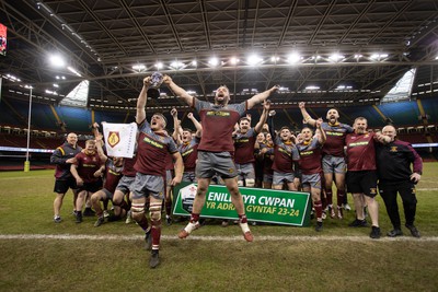 070424 - Llaneilli Wanderers v Glynneath - Division One Cup Final - Llanelli lift the trophy