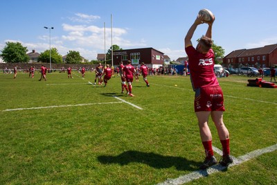 100525 - Llanelli Wanderers v Gorseinon - Admiral Championship West -