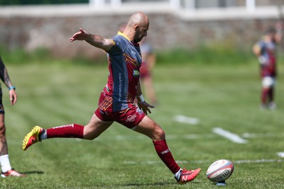 100525 - Llanelli Wanderers v Gorseinon - Admiral Championship West -
