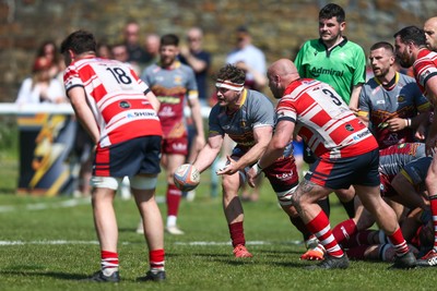 100525 - Llanelli Wanderers v Gorseinon - Admiral Championship West -