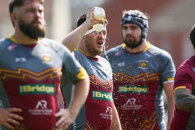 100525 - Llanelli Wanderers v Gorseinon - Admiral Championship West -