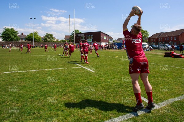 100525 - Llanelli Wanderers v Gorseinon - Admiral Championship West -