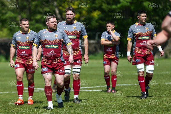 100525 - Llanelli Wanderers v Gorseinon - Admiral Championship West - Warm up