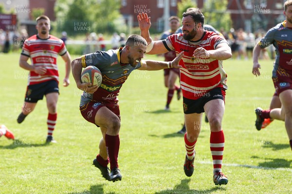 100525 - Llanelli Wanderers v Gorseinon - Admiral Championship West -