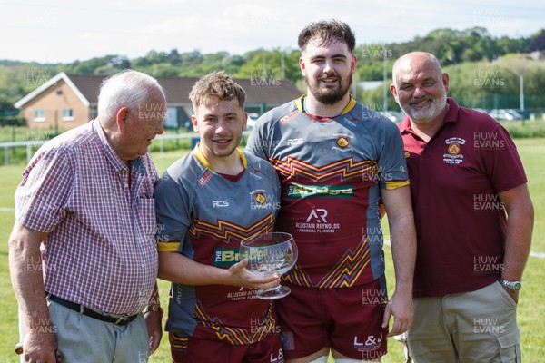 100525 - Llanelli Wanderers v Gorseinon - Admiral Championship West -