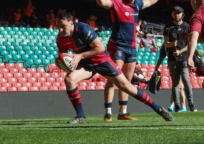 050425  Llanelli Wanderers v Tondu, WRU Championship Cup Final - Stu Young of Tondu dives in to score try