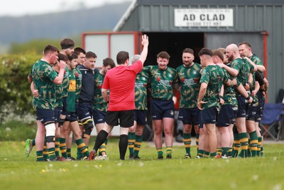 020526 - Llangadog v Cefneithin - Admiral National League 4 West B - The Referee talks to Cefneithin before kick off 