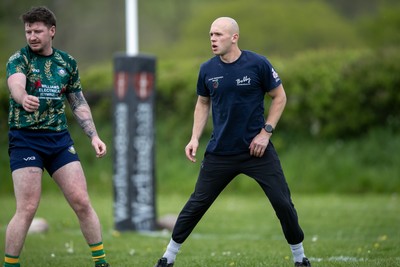 020526 - Llangadog v Cefneithin - Admiral National League 4 West B - Luke Davies of Ospreys coaching with Cefneithin RFC
