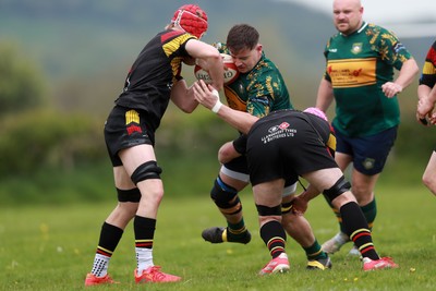 020526 - Llangadog v Cefneithin - Admiral National League 4 West B - Cefneithin on the attack