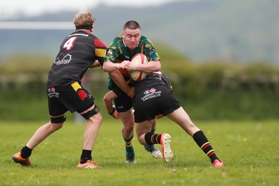 020526 - Llangadog v Cefneithin - Admiral National League 4 West B - Cefneithin on the attack 
