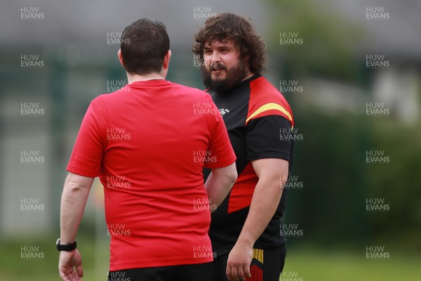 020526 - Llangadog v Cefneithin - Admiral National League 4 West B - Referee talks with Telor Dyer of Llangadog 