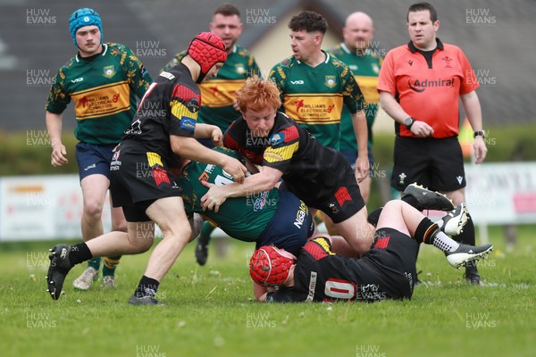 020526 - Llangadog v Cefneithin - Admiral National League 4 West B - Cefneithin on the attack
