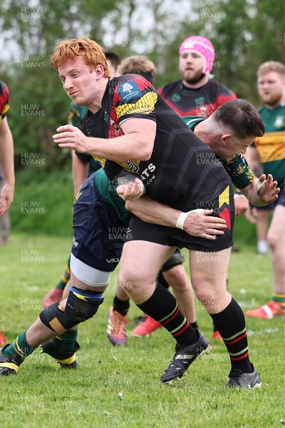 020526 - Llangadog v Cefneithin - Admiral National League 4 West B - Match action