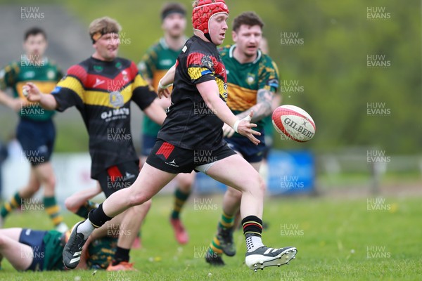 020526 - Llangadog v Cefneithin - Admiral National League 4 West B - Llangadog defend 
