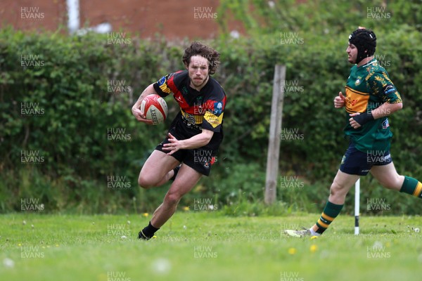 020526 - Llangadog v Cefneithin - Admiral National League 4 West B - Llangadog score a try