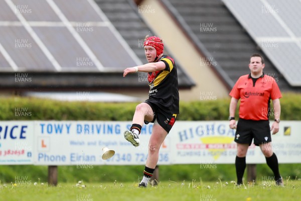 020526 - Llangadog v Cefneithin - Admiral National League 4 West B - Llangadog kick for goal