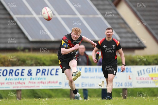 020526 - Llangadog v Cefneithin - Admiral National League 4 West B - Llangadog kick for goal