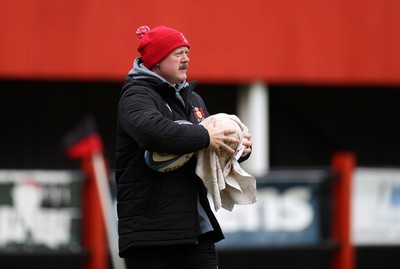 061225 - Llangennech v Brecon - WRU Premiership - Llangennech RFC Head Coach Ian Jones
