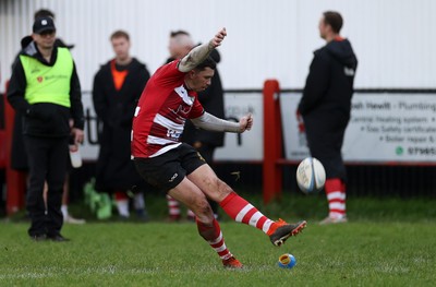 061225 - Llangennech v Brecon - WRU Premiership - Jake Newman of Brecon kicks the conversion