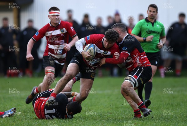 061225 - Llangennech v Brecon - WRU Premiership - Tom Richards of Brecon 