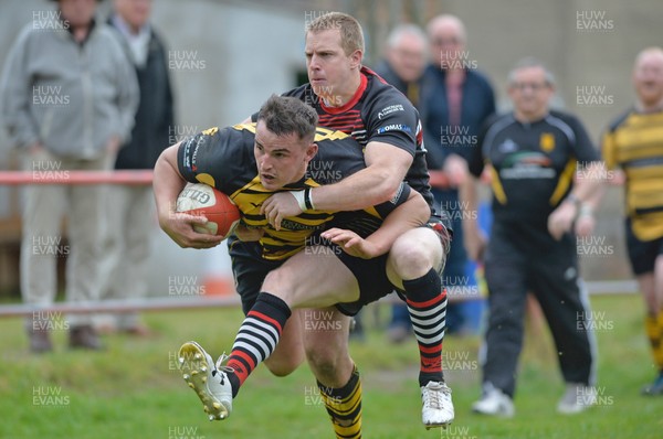 290417 Llangennech v Kidwelly - WRU National League 1 West - Chris Marks of Kidwelly takes on Tom Barns of Llangennech 