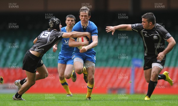 06.04.11 - Llanishen High School v Ysgol Bro Morgannwg - WSRU Senior Gullivers Sports Travel Final 2011 - Will Lawson of Llanishen. 