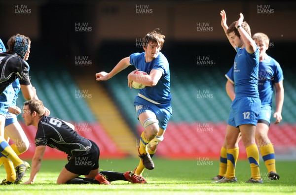 06.04.11 - Llanishen High School v Ysgol Bro Morgannwg - WSRU Senior Gullivers Sports Travel Final 2011 -  