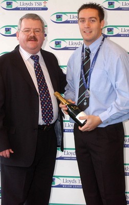 Lloyds TSB Welsh League Awards 150104