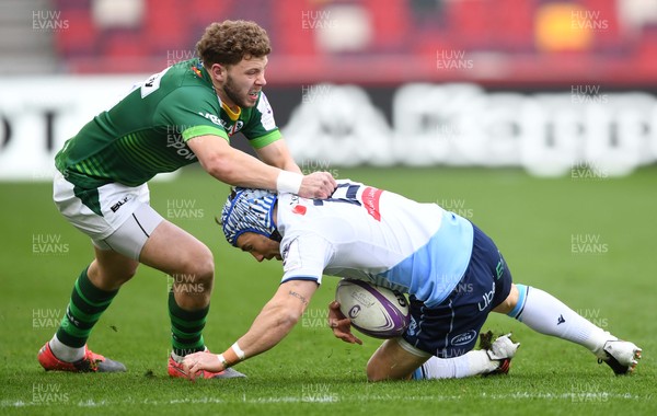 020421 - London Irish v Cardiff Blues - European Rugby Challenge Cup - Matthew Morgan of Cardiff Blues is tackled by Theo Brophy Clews of London Irish