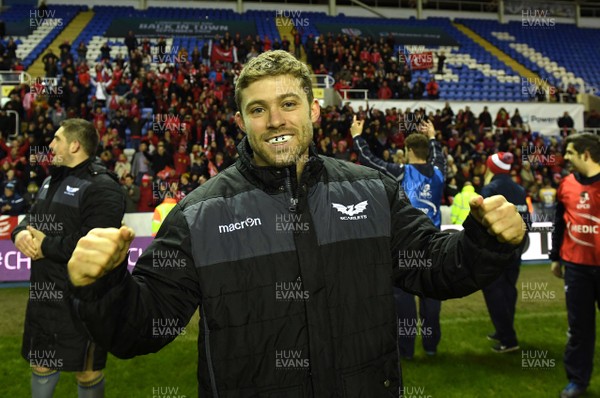 180120 - London Irish v Scarlets - European Rugby Challenge Cup - Leigh Halfpenny of Scarlets at the end of the game