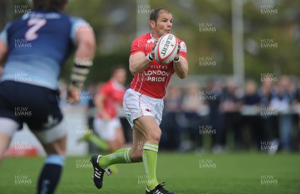 130512 - London Welsh v Bedford Blues - Championship Play-Off Semi Final -Gordon Ross of London Welsh