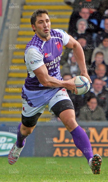 131012 - London Welsh v Stade Francais - Amlin Challenge Cup - Gavin Henson of London Welsh