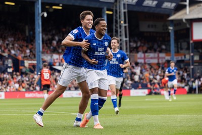 230825 - Luton Town v Cardiff City - Sky Bet League 1 - Cardiff City’s Chris Willock celebrates scoring his sides first goal with Cardiff City’s Rubin Colwill