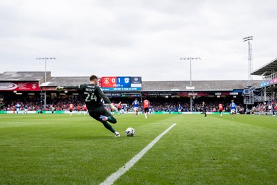230825 - Luton Town v Cardiff City - Sky Bet League 1 - Luton Town’s Josh Keeley 