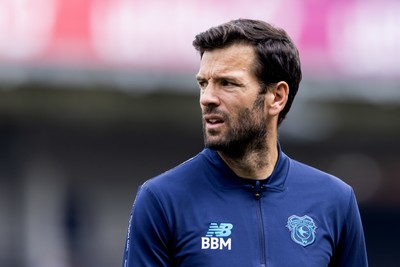 230825 - Luton Town v Cardiff City - Sky Bet League 1 - Cardiff City manager Brain Barry Murphy