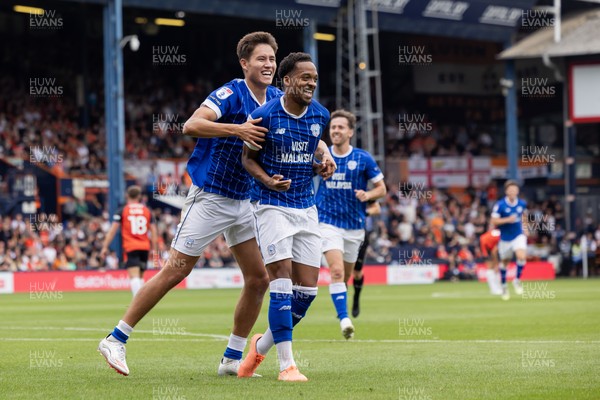 230825 - Luton Town v Cardiff City - Sky Bet League 1 - Cardiff City’s Chris Willock celebrates scoring his sides first goal with Cardiff City’s Rubin Colwill