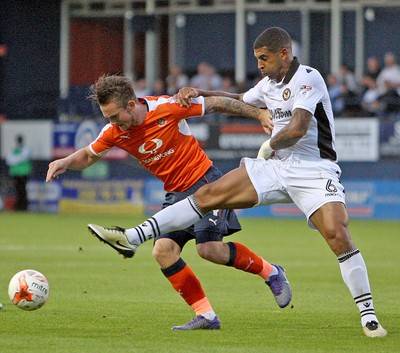 160816 - Luton Town vs Newport County - SKY Bet League 2 -Joss Labadie of Newport battles away in midfield