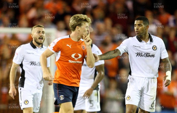 160816 - Luton Town vs Newport County - SKY Bet League 2 -Cameron McGeehan late winning goal celebration