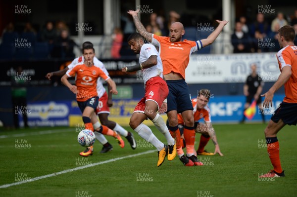 30092017 - Luton Town v Newport County - Sky Bet League Two Joss Labadie pulls one back for Newport 