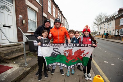 040323 - Luton Town v Swansea City - Sky Bet Championship - Swansea fans