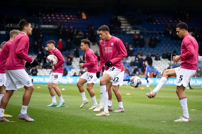 040323 - Luton Town v Swansea City - Sky Bet Championship - Swansea City squad warms up