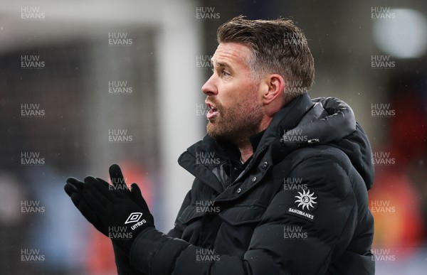 071224 Luton Town v Swansea City, EFL Sky Bet Championship - Luton Town manager Rob Edwards at the end of the match