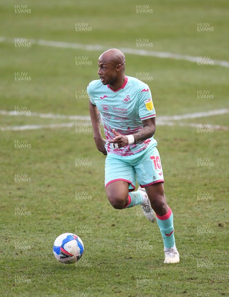 130321 - Luton Town v Swansea City - Sky Bet Championship - Andre Ayew of Swansea City in action during this afternoon's game 