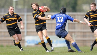 24.04.10 -  Maesteg v Loughor - SWALEC League Two West - Robbie Evans of Maesteg. 